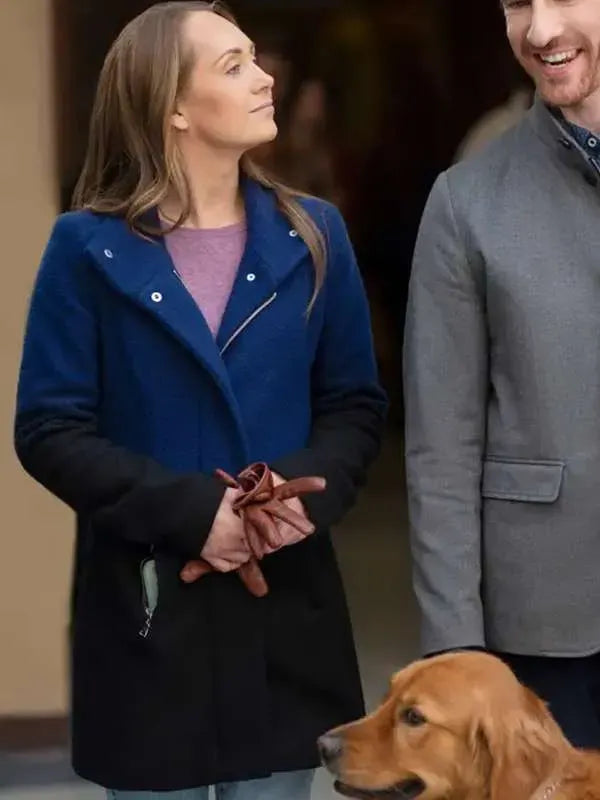 Amber Marshall My Christmas Guide 2023 Wool Coat