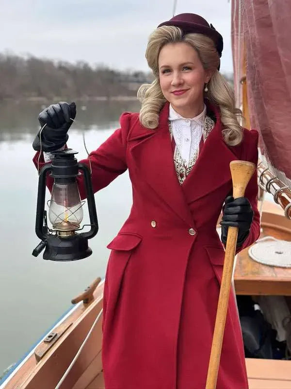 Ginna Claire Mason A Newport Christmas Red Coat
