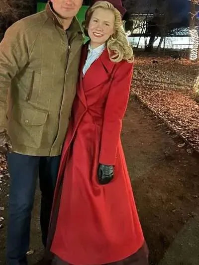 Ginna Claire Mason A Newport Christmas Red Coat