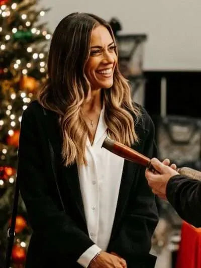 Karen Kingsbury’s the Christmas Ring 2025 Jana Kramer Black Coat