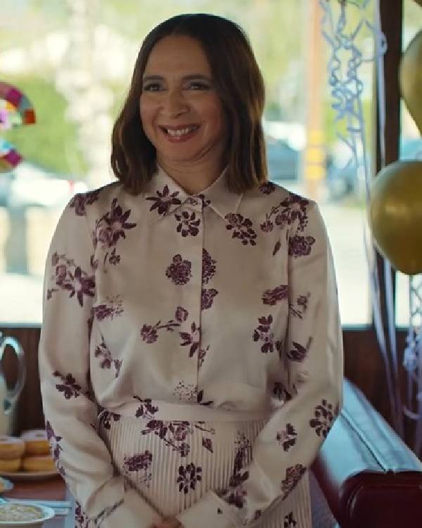 Loot S03 Maya Rudolph Floral Blouse